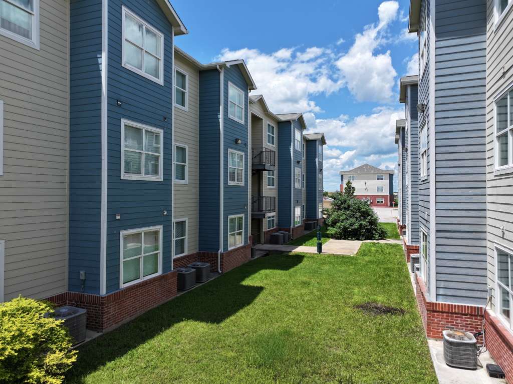 Panther Hill Apartments